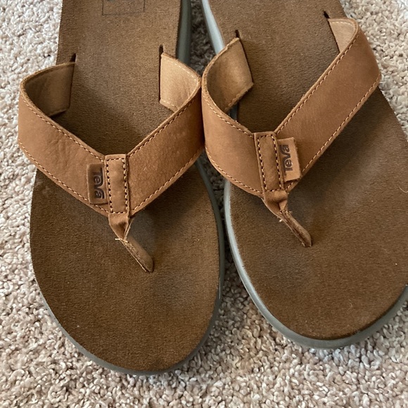 Teva Shoes Teva Leather Flip Flops Poshmark